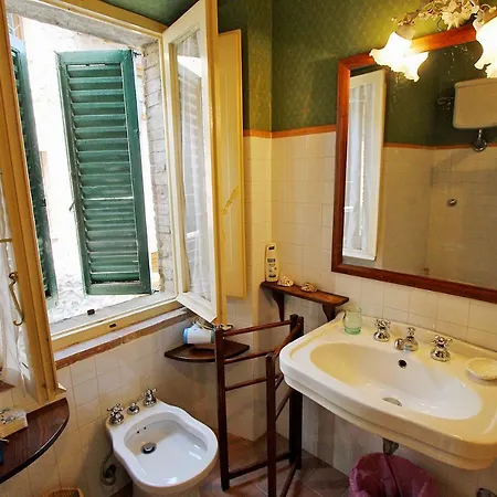 Bed & Breakfast Il Fico Nel Borgo Avigliano